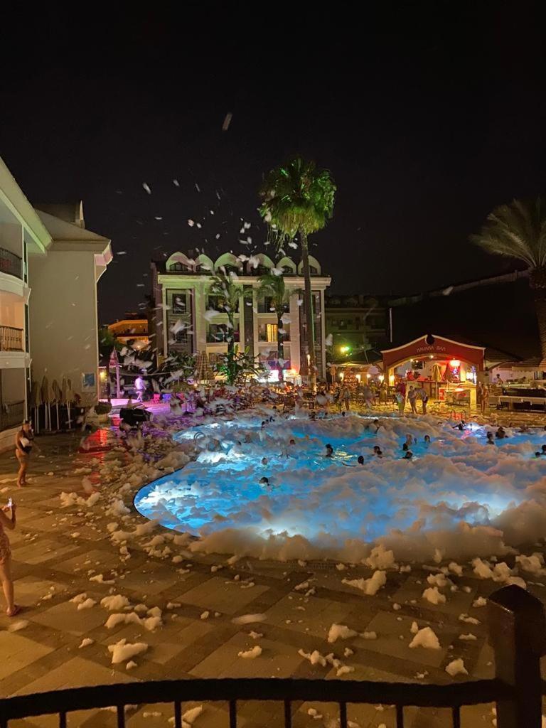Club Anastasia - Family Hotel Мармарис Экстерьер фото